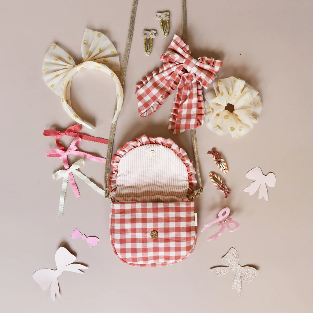 Clips Scalloped Bow Tie