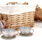 Cesta de Mimbre con Set de Té Bosque