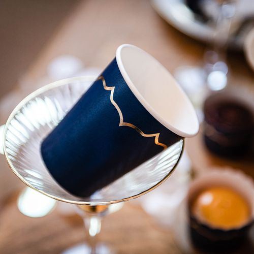 Vasos de Cartón Azul Marino y Dorado de