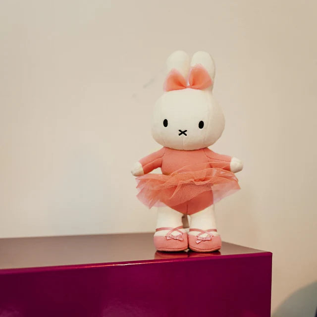 Miffy bailarina