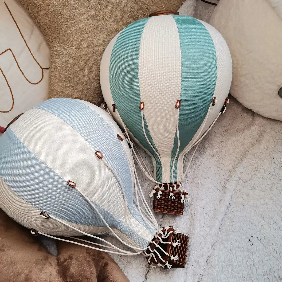 Globo aerostático - Blanco y azul claro