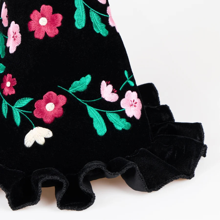 Bruja Velvet bordado